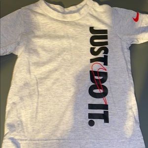 2t Nike tee